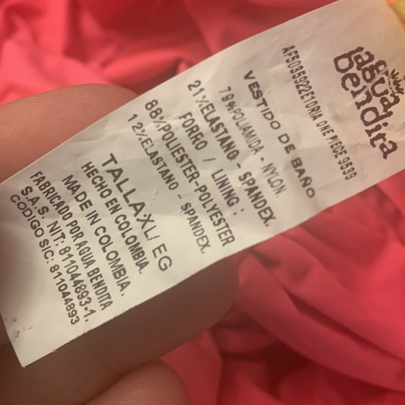 Agua bendita ONIA one piece swimsuit in fushia size xl new without tags - Picture 5 of 8